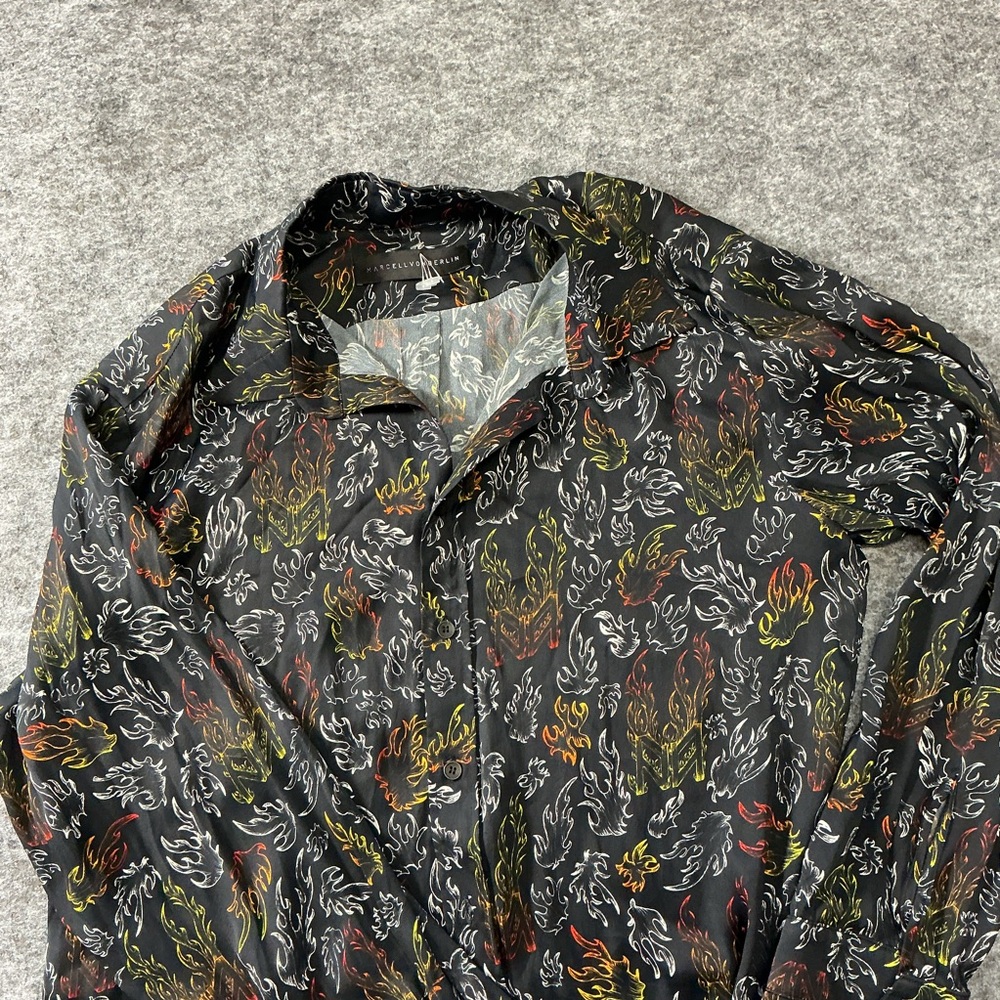 Marcell Von Berlin Men's Black Patterned Silky Button Up Best Fits Size M - Picture 2 of 5